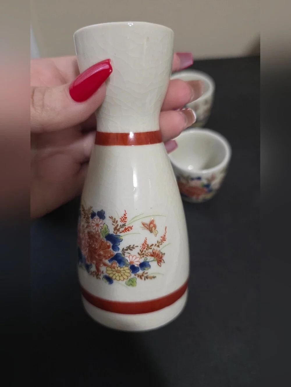 Japanese-Style Ceramic Sake Set with Floral Motif - White & Red - MADE IN JAPAN